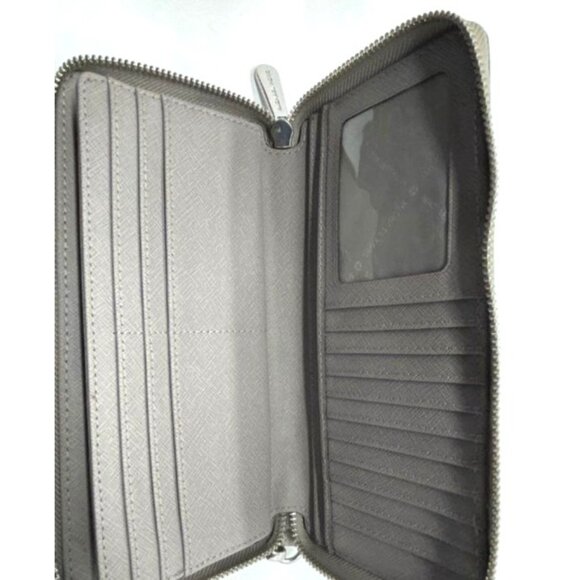 Michael Kors Pebbled Leather Wristlet Wallet With Card Slots & Zippered Closure - Picture 2 of 5